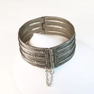 Brazalete Étnico Rígido con Pasador