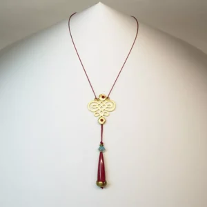 Colgante Modernista Lagrima Jade Carmesí