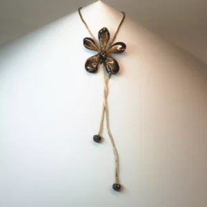 Colgante Plana 5 Pétalos Ocres Hematites