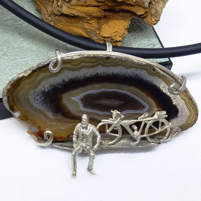 Colgante Plata y Ágata Miniatura y bicicleta