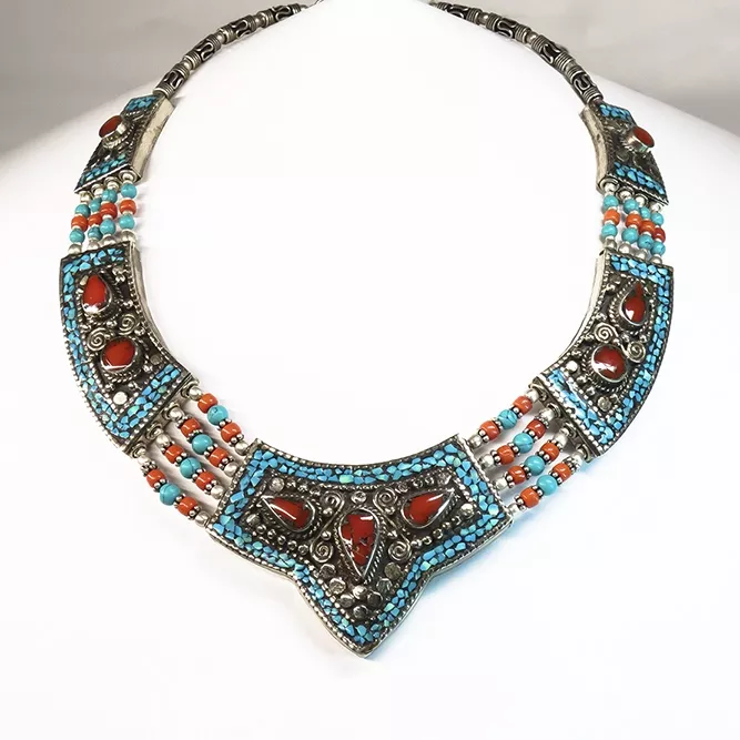 Collar Babero Plata Tibetana Corales y Turquesas