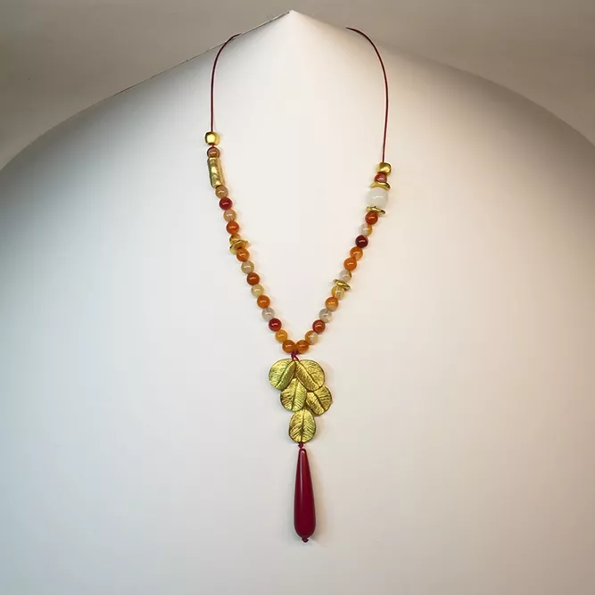 Collar Racimo Tonos Rojos