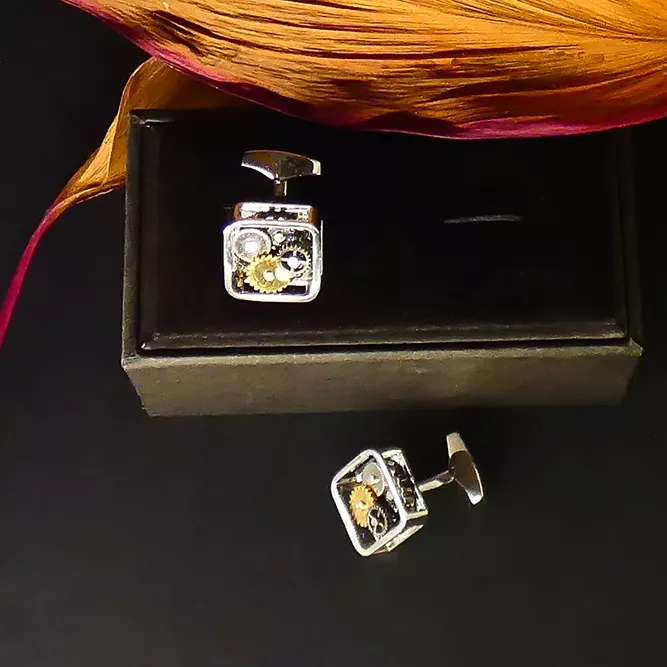 Gemelos Forma Reloj Cuadrado Plata