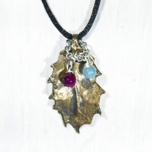 Colgante Bronce Artesanal Acebo Cadena Plata y Ágatas