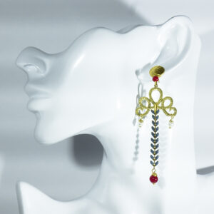 Pendientes Artesanales Modernistas con lagrima resina, ágata roja, perlas y jade rojo.