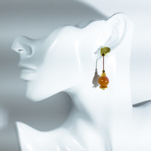 Pendientes Artesanales en dorado mate con bolas de jade y hematites tallados.
