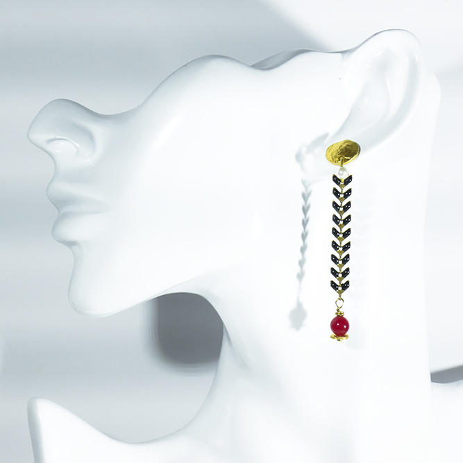 Pendientes Lagrimas Resina Negra, Ágata Roja y Perla Japonesa